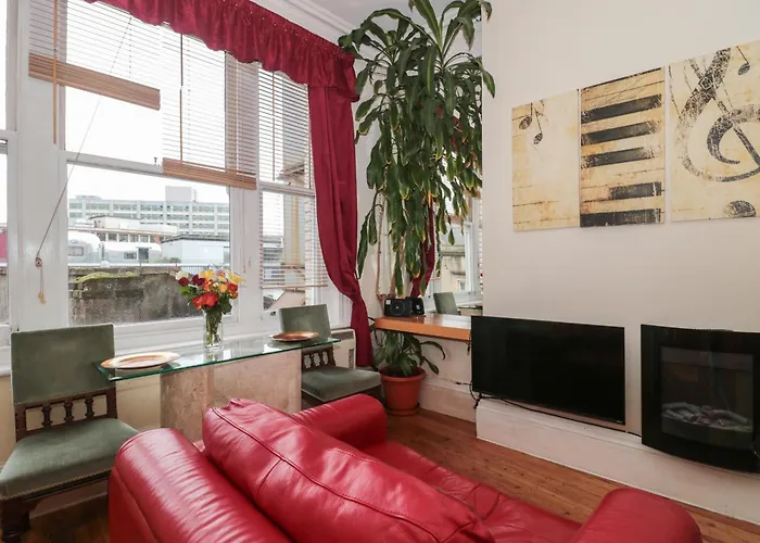 9 Old Chambers 布里斯托