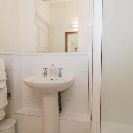 9 Old Chambers * Bristol